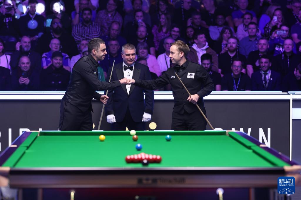 撞地球般的 撞地球般的