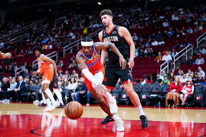 这对年轻球 这对年轻球